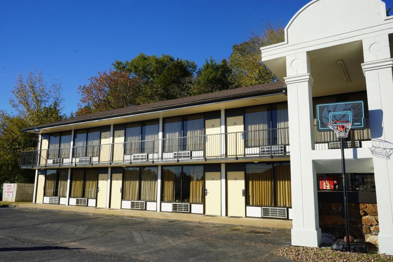 Sunset Inn Clarksville Exterior foto