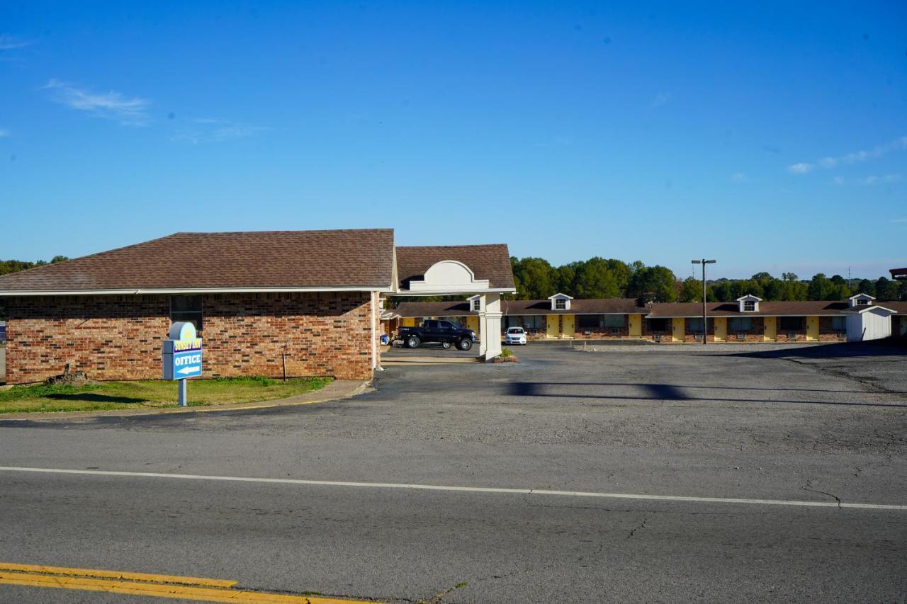 Sunset Inn Clarksville Exterior foto