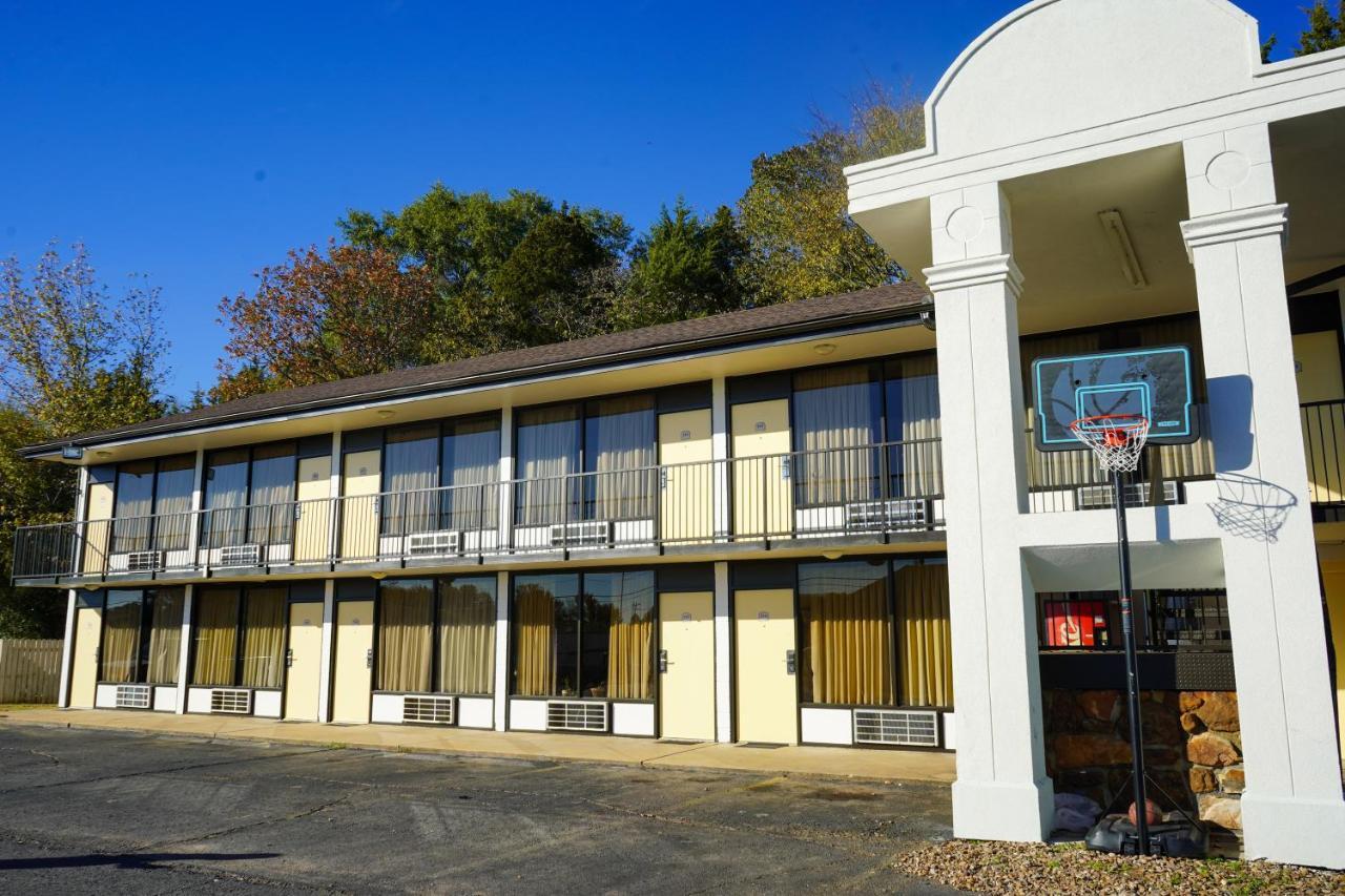 Sunset Inn Clarksville Exterior foto