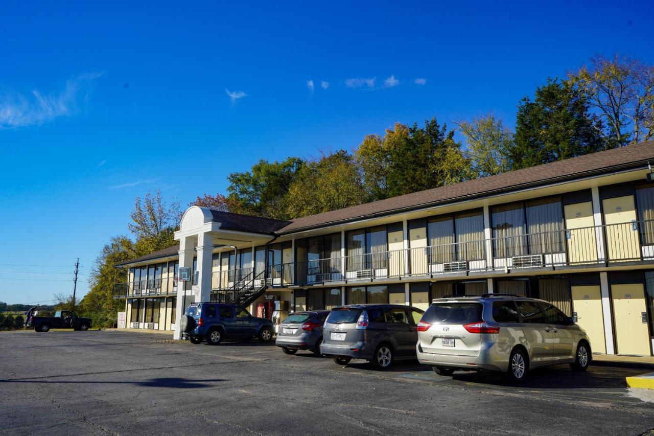 Sunset Inn Clarksville Exterior foto